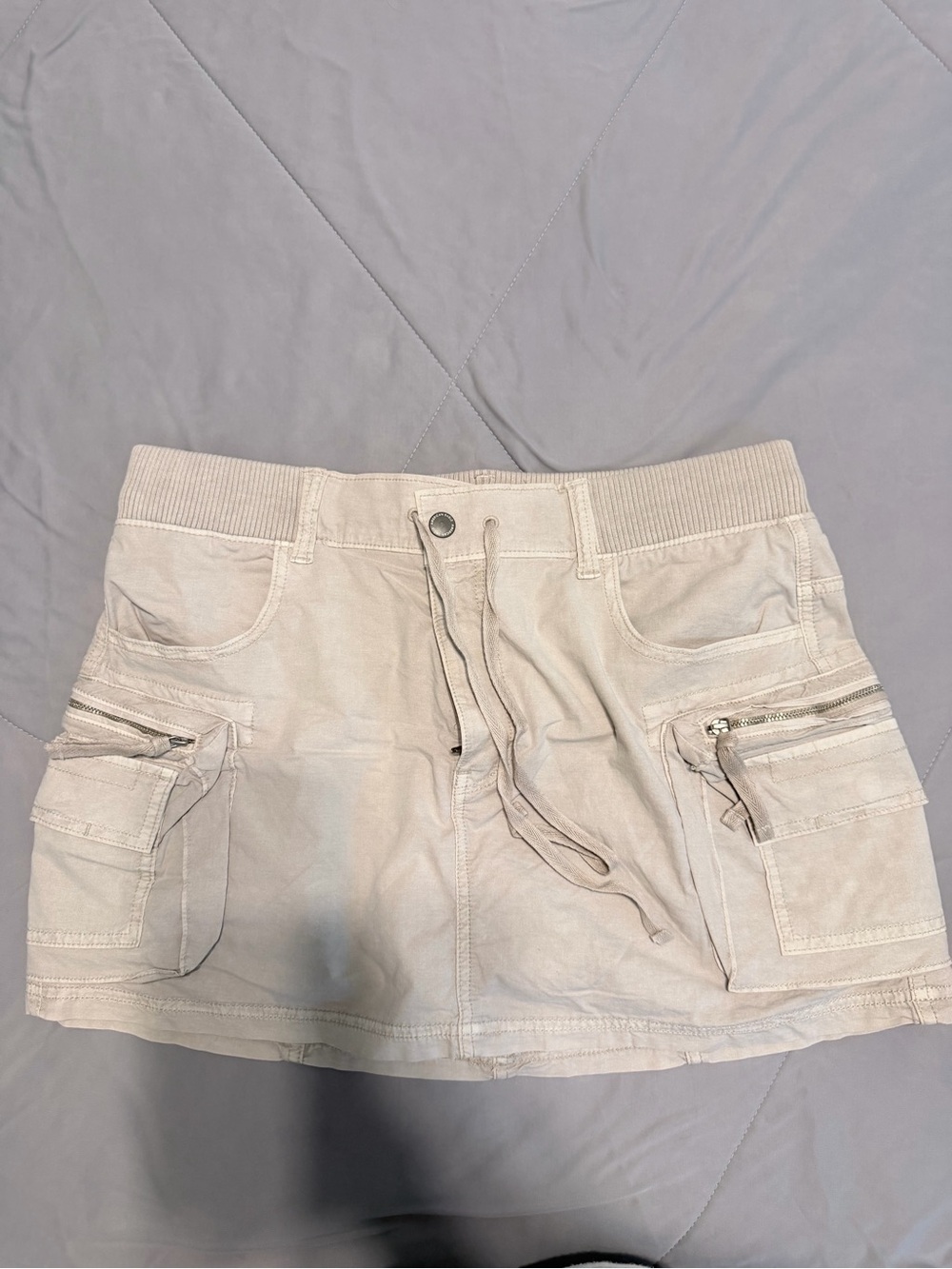 American Eagle Casual Utility Mini Skorts in Light Beige